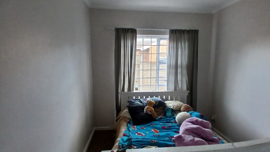 To Let 2 Bedroom Property for Rent in Glenroy Park Eastern Cape